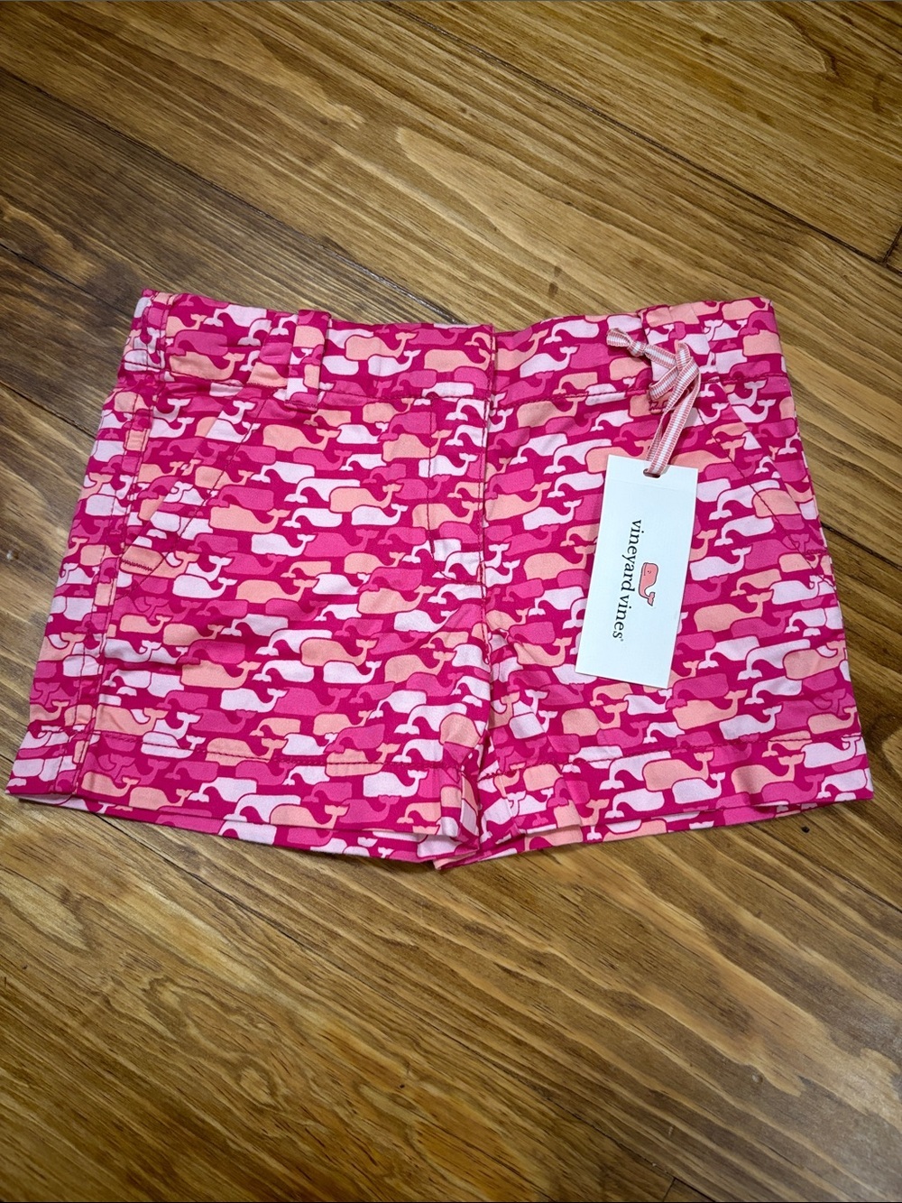 NWT Vineyard Vines Size 4T Whale Outline Everyday Shorts